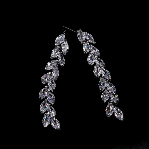 Laura set